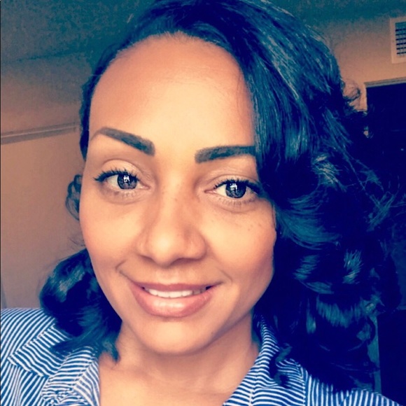 Meet your Posher, Jamie - Picture 2 of 2